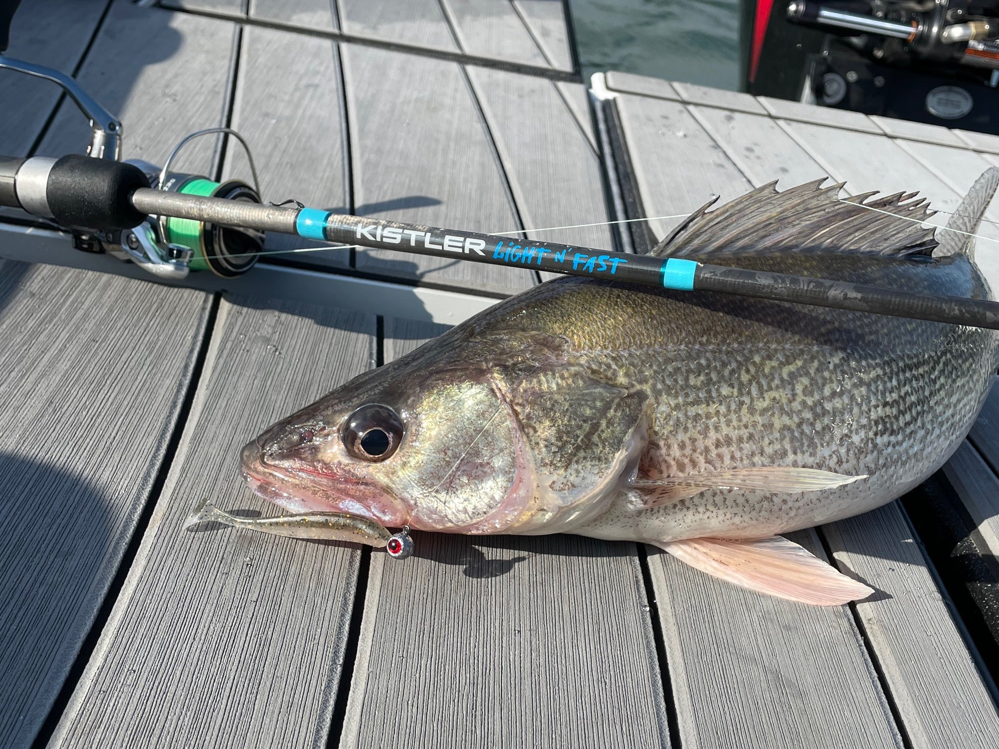 How To Choose The Right Walleye Rod - Why This ALL-PURPOSE Rod